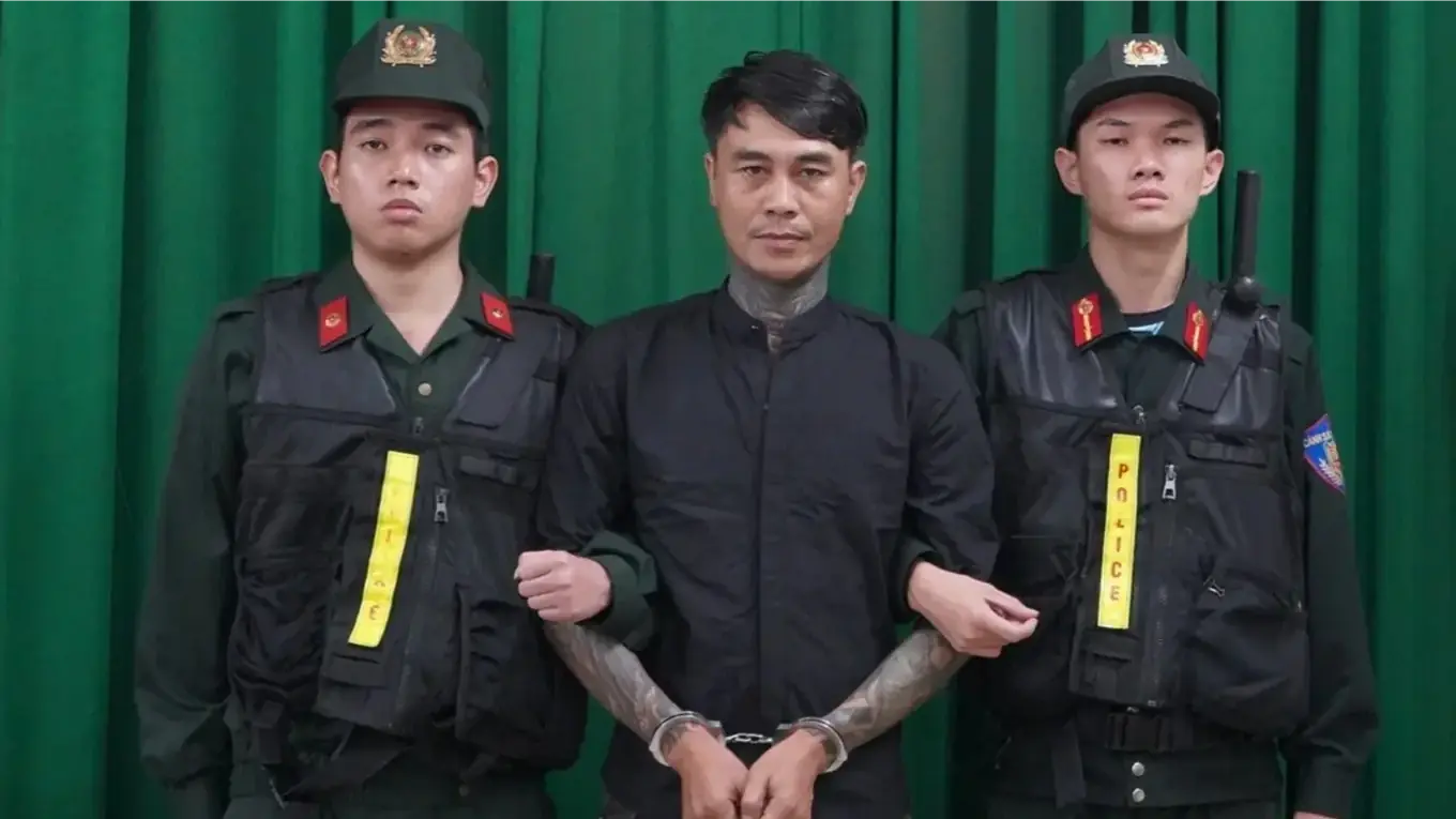 Bắt trùm đòi nợ Phong Lê